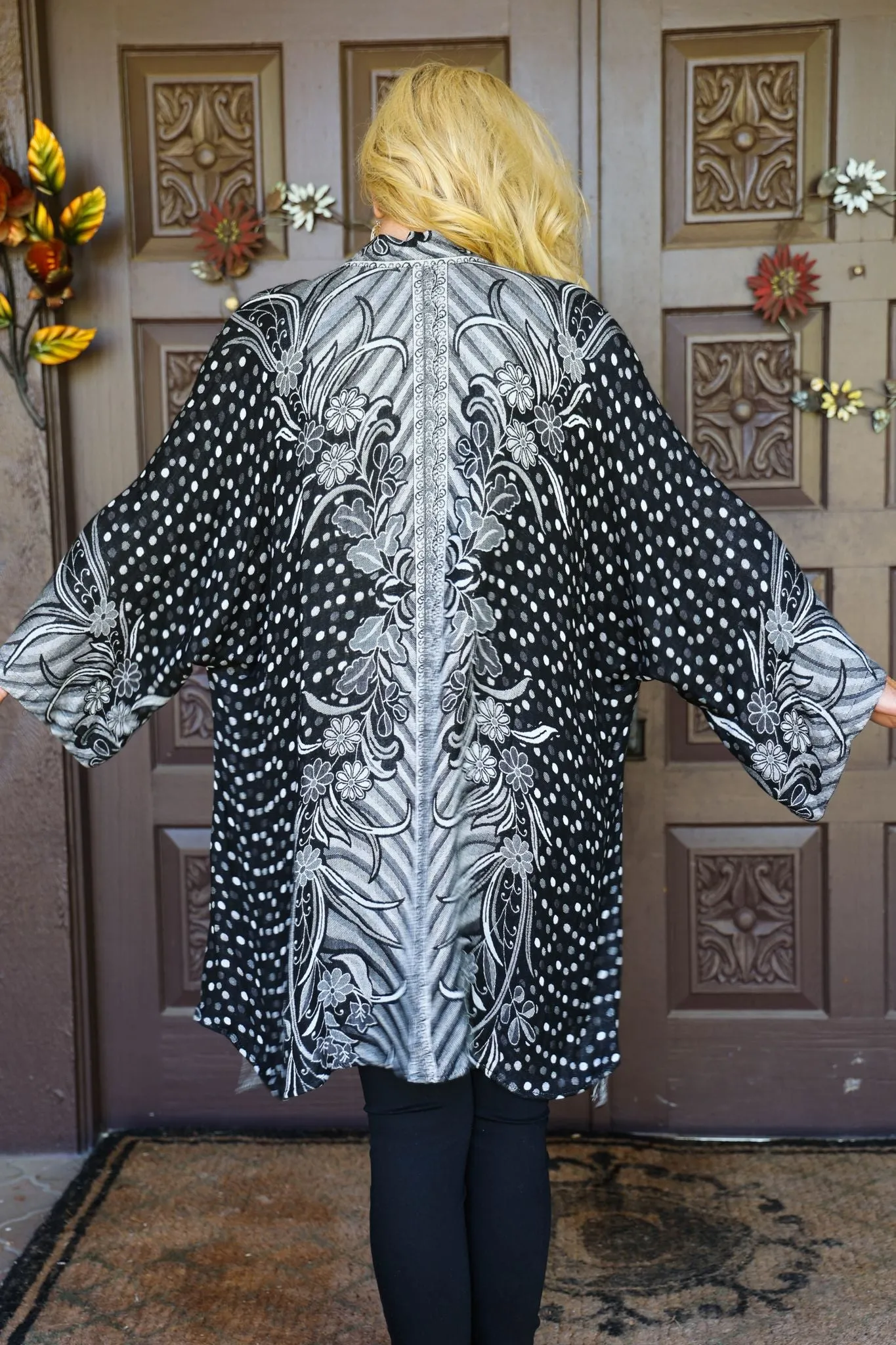 Bok Black And White Reversible Kimono #12