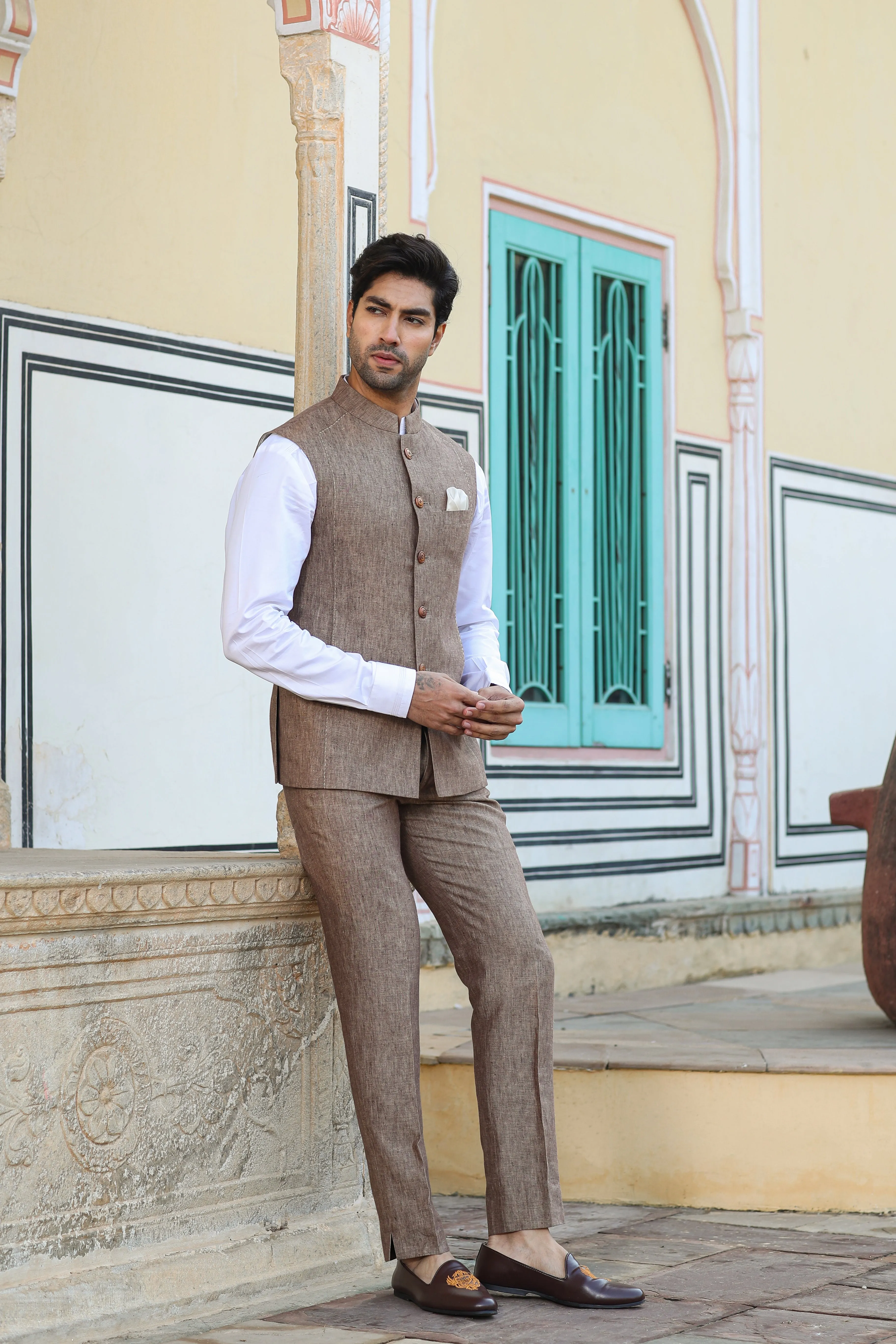 Brown Threadwork Bandi Set