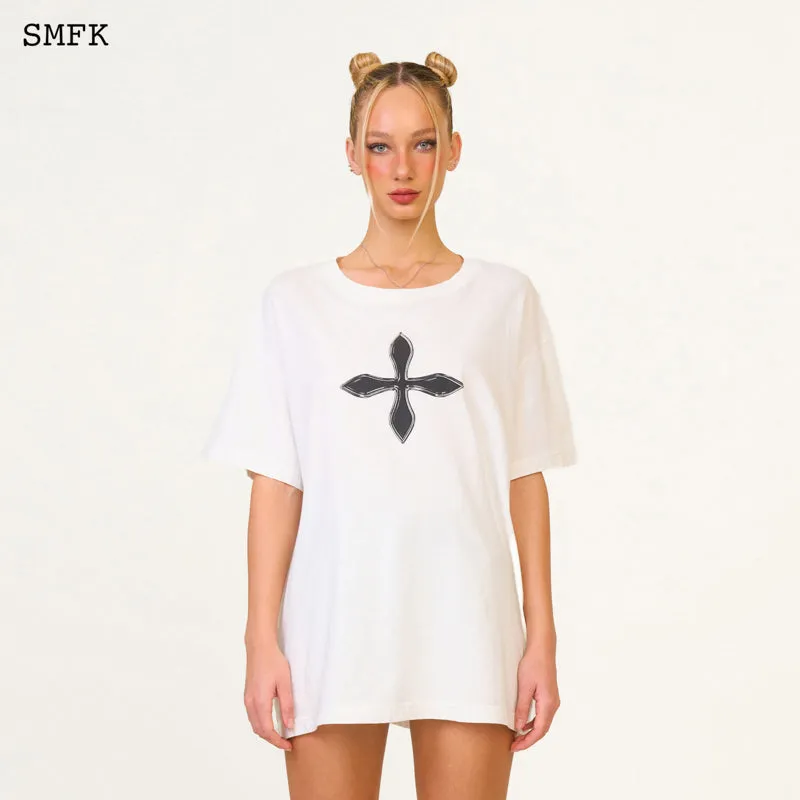 Compass Cross Vintage Oversize Tee in White
