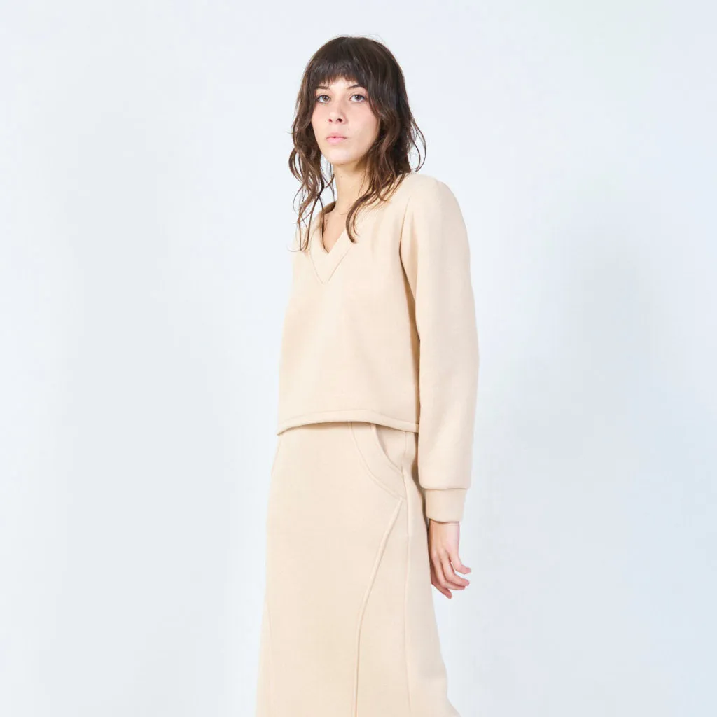 Cropped V-neck pullover wholesale