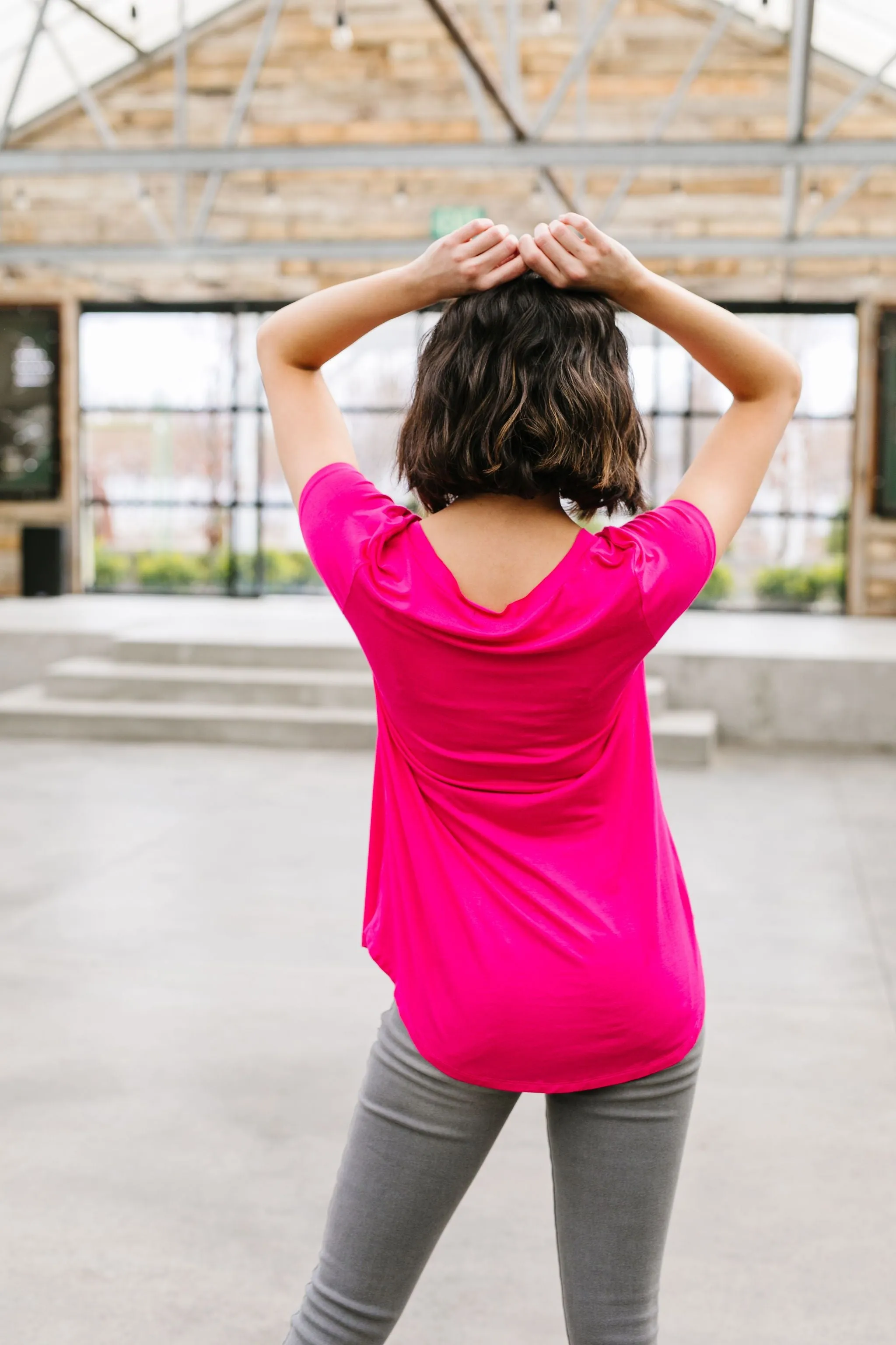 Everyday Yay V-Neck Tee In Fuchsia