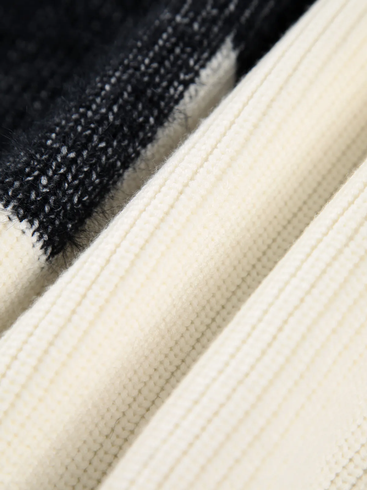 Knit Colorblock Graceful Button Cardigan