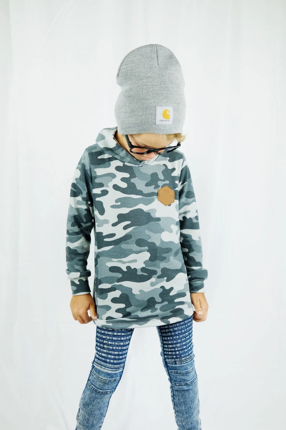 Snow camo curved hem hoodie