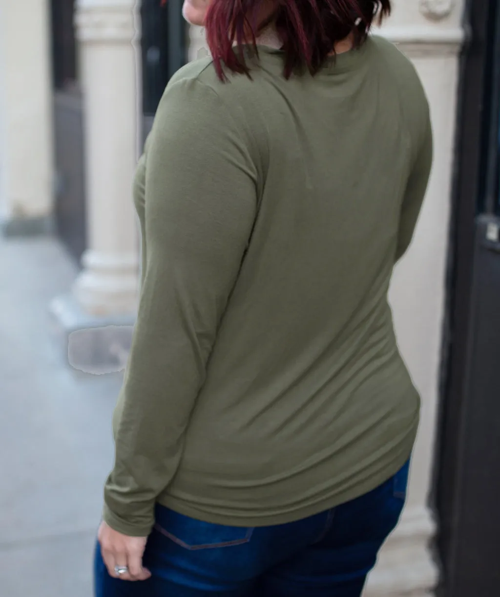 V-NECK long sleeve tee in Olive