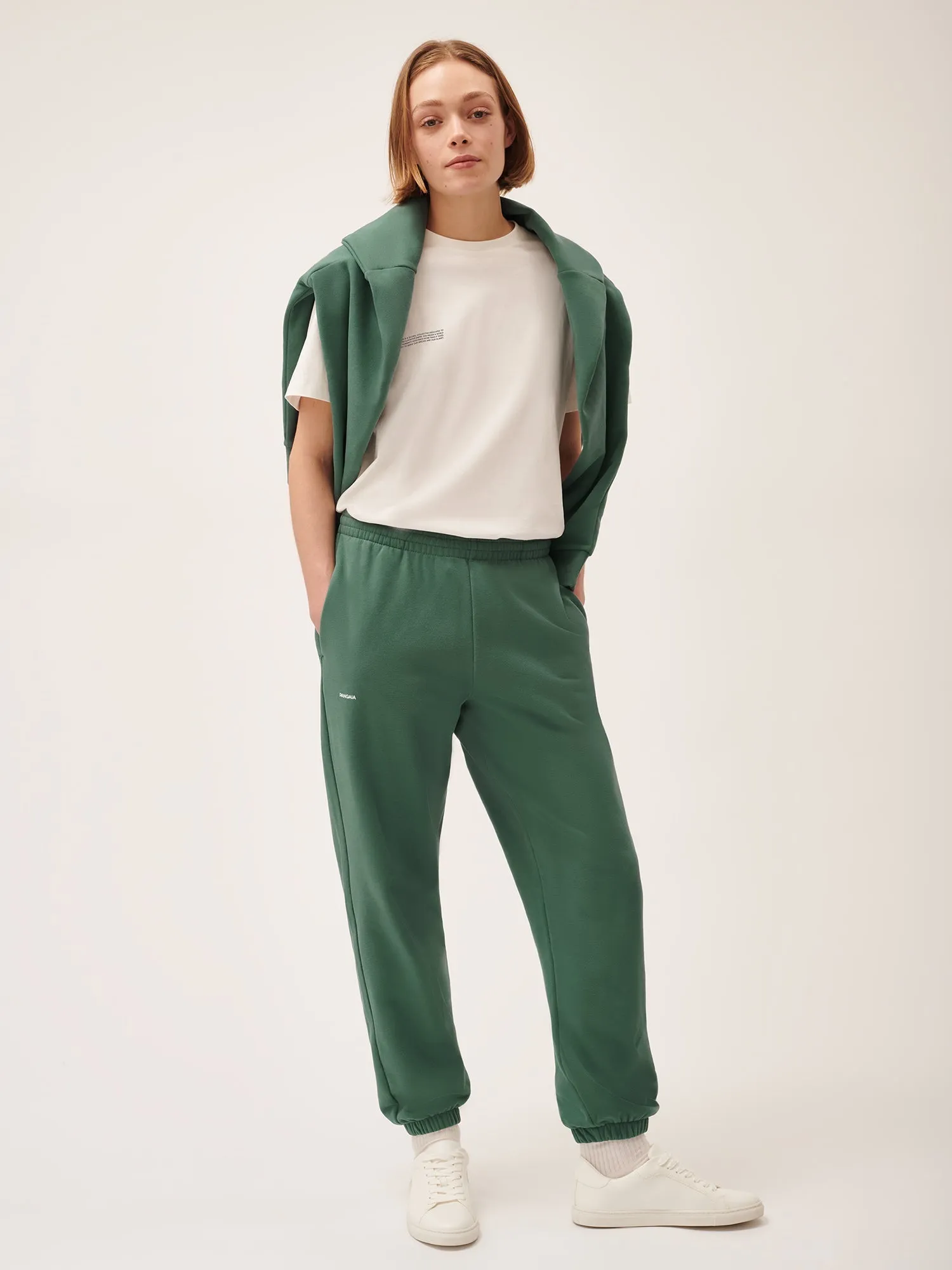 Womens 365 Midweight Track Pants—forest green